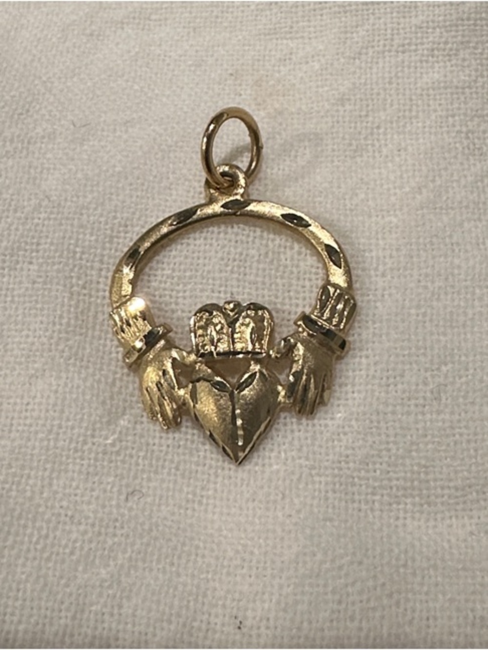 Gold 14K Claddagh Pendant Charm - Women's Jewelry
